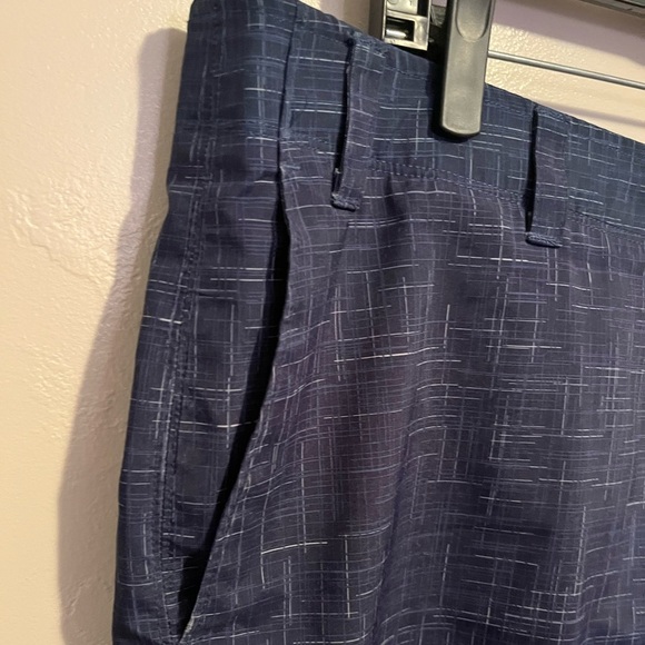 Callaway Blue Flat Front Golf Shorts - Picture 4 of 9